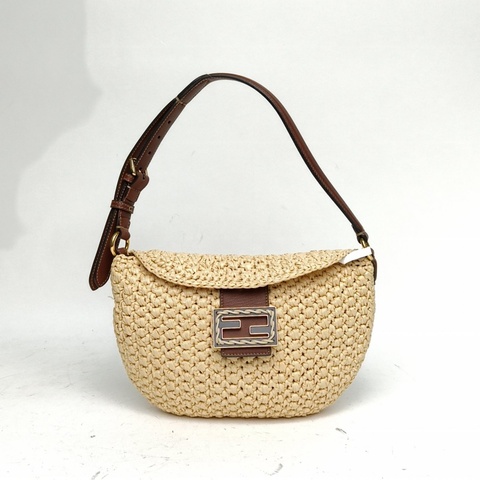 FENDI 棕色草編金扣編織牛角包半月包腋下包
