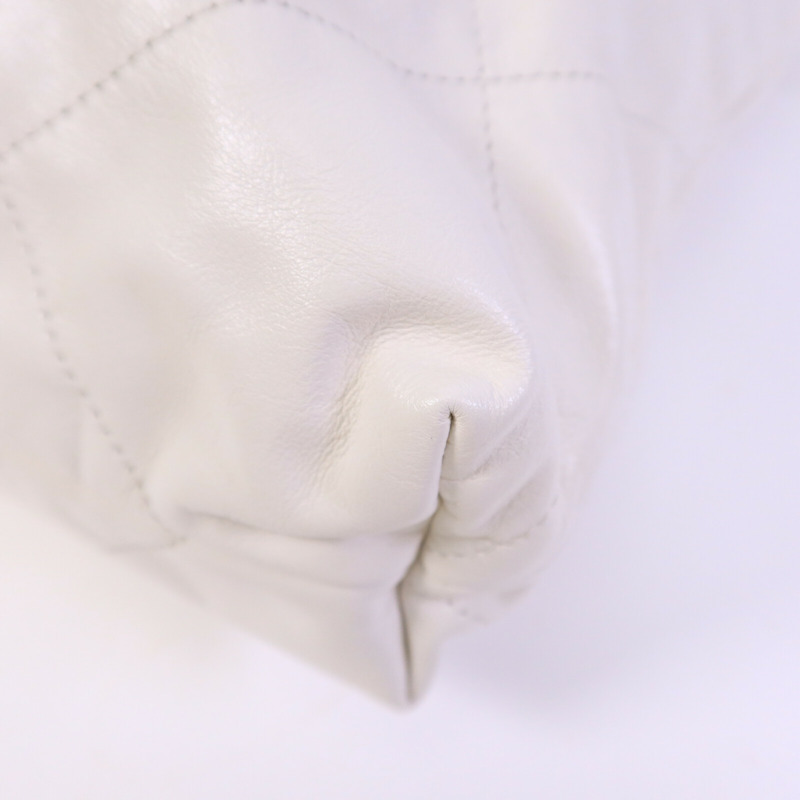 CHANEL 牛皮皮革Chanel 22鏈帶肩背袋-10