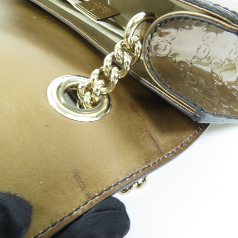 GUCCI 漆皮皮革Emily肩背袋-17