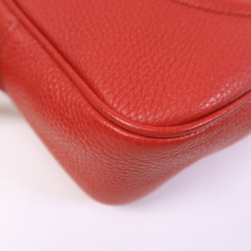 GUCCI 牛皮皮革Soho Disco肩背袋-11