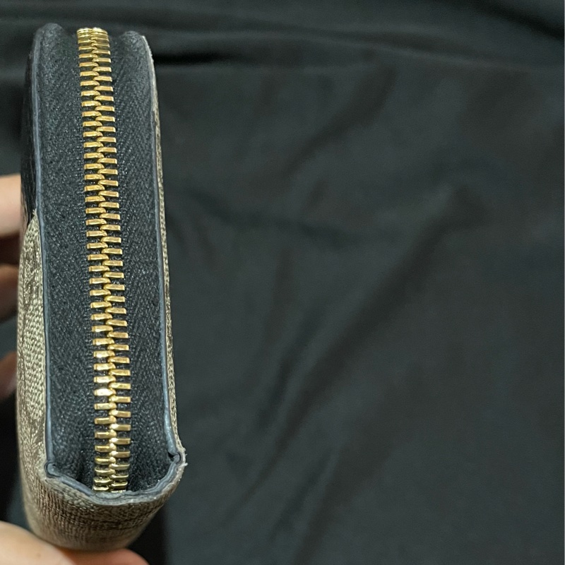 Gucci經典老花金釦長夾(附台灣購證)-24