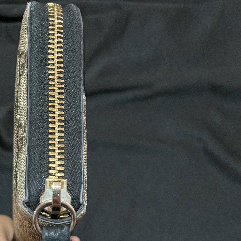 Gucci經典老花金釦長夾(附台灣購證)-44