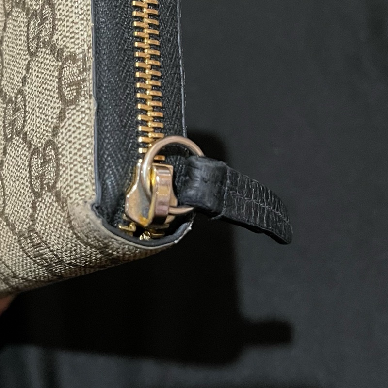 Gucci經典老花金釦長夾(附台灣購證)-49