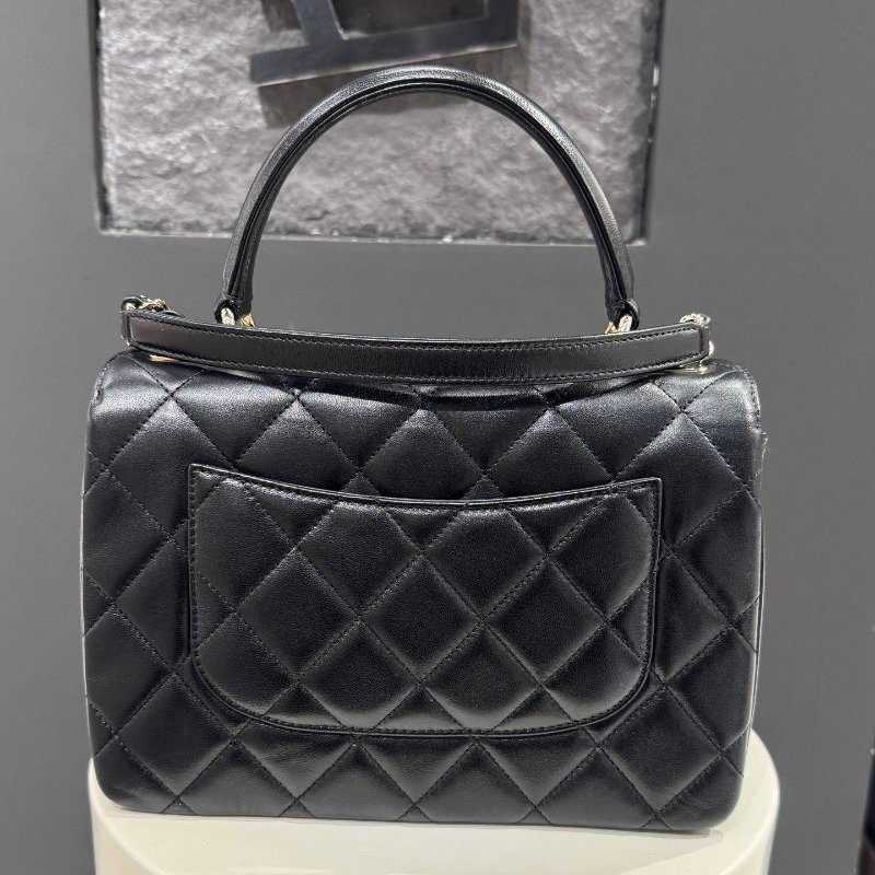 近新品 香奈兒/Chanel Trendy CC 黑金浮雕芯片款 郵差包羊皮-1