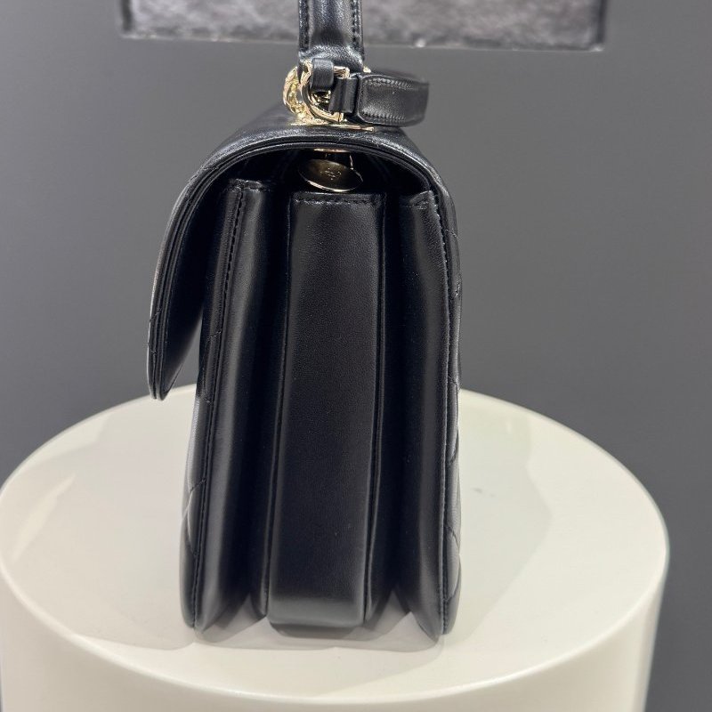 近新品 香奈兒/Chanel Trendy CC 黑金浮雕芯片款 郵差包羊皮-2