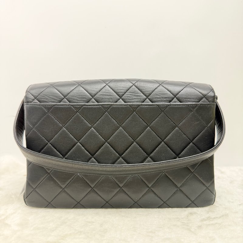 香奈兒/Chanel 經典黑金菱格紋手提包 黑色小牛皮搭配金色雙C金屬扣-6