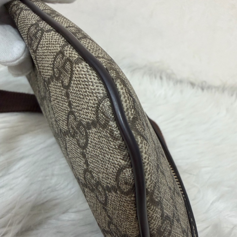GUCCI 233269 咖皮 防水 PVC 銀釦 胸口包 腰包-9