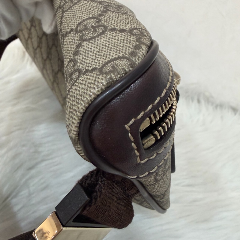 GUCCI 233269 咖皮 防水 PVC 銀釦 胸口包 腰包-15