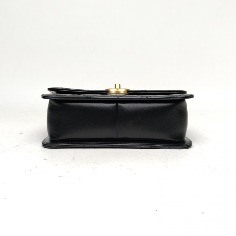 CHANEL 21ACF口蓋包黑色牛皮晶片開金扣雙金珠皮穿鏈-3