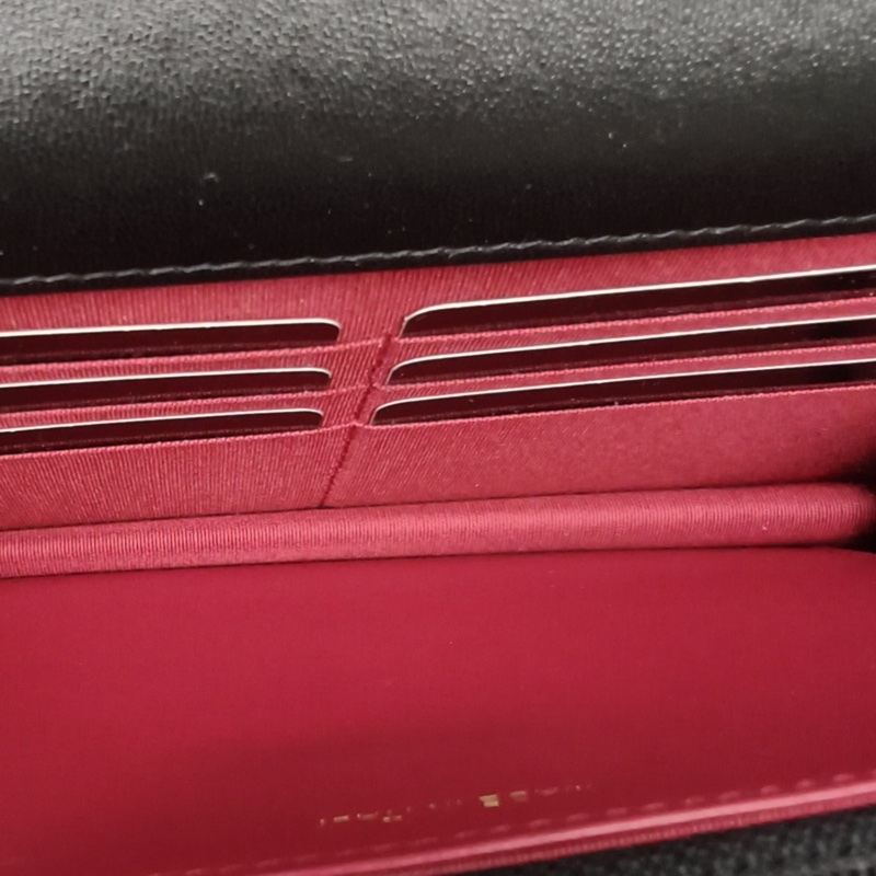 CHANEL 19BAG吸扣WOC19cm黑色羊皮晶片開金銀扣-5