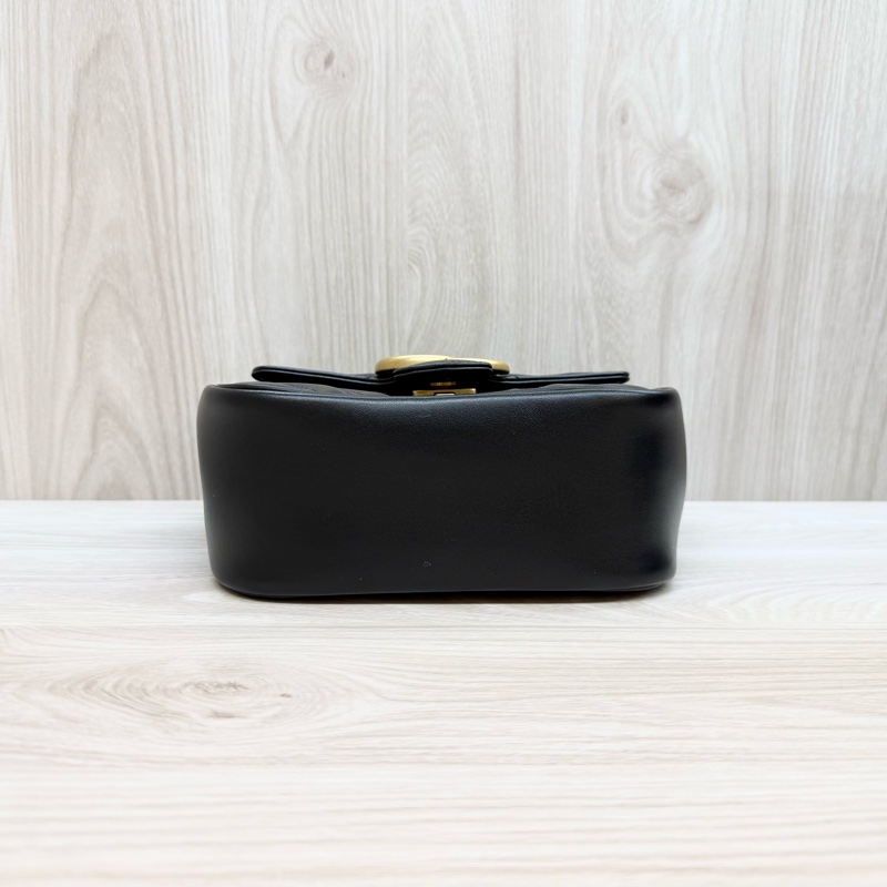 GUCCI🖤黑金Mormont方形肩背包739682-5