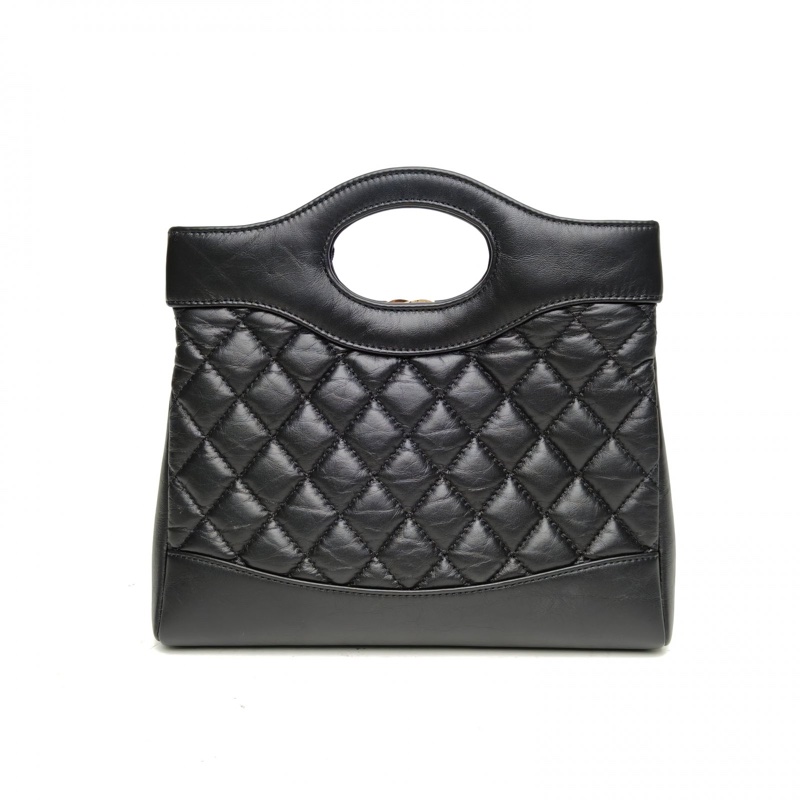 CHANEL 31Bag24B黑色羊皮晶片開金扣-2