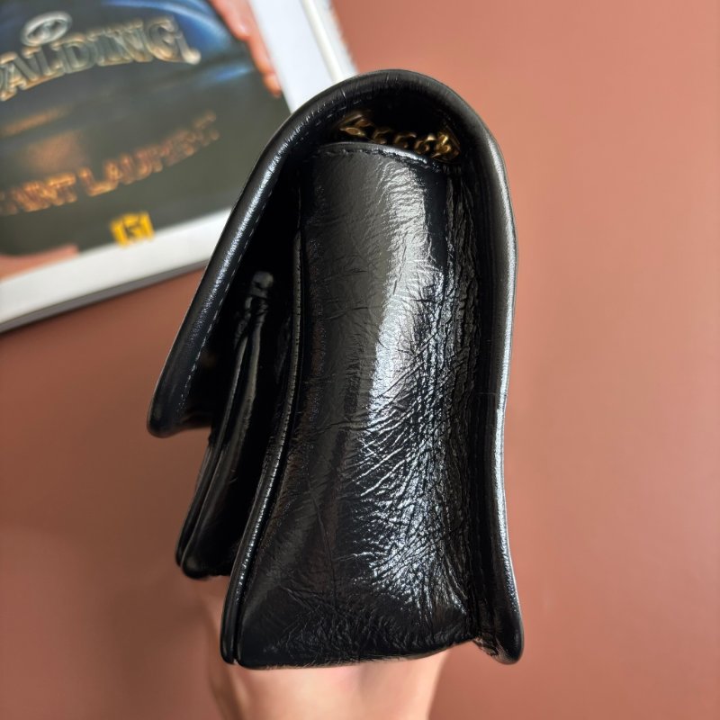 ::Saint Laurent:: YSL 聖羅蘭 皮革黑LOGO 金釦鍊揉製小牛皮翻蓋斜背包 NIKI Mini-5