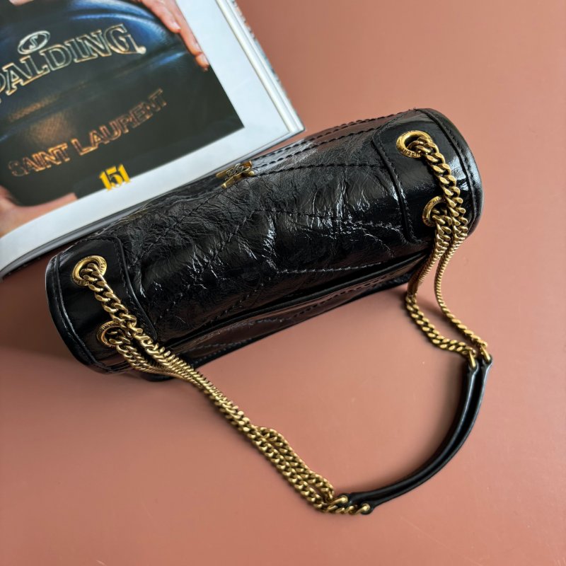 ::Saint Laurent:: YSL 聖羅蘭 皮革黑LOGO 金釦鍊揉製小牛皮翻蓋斜背包 NIKI Mini-10