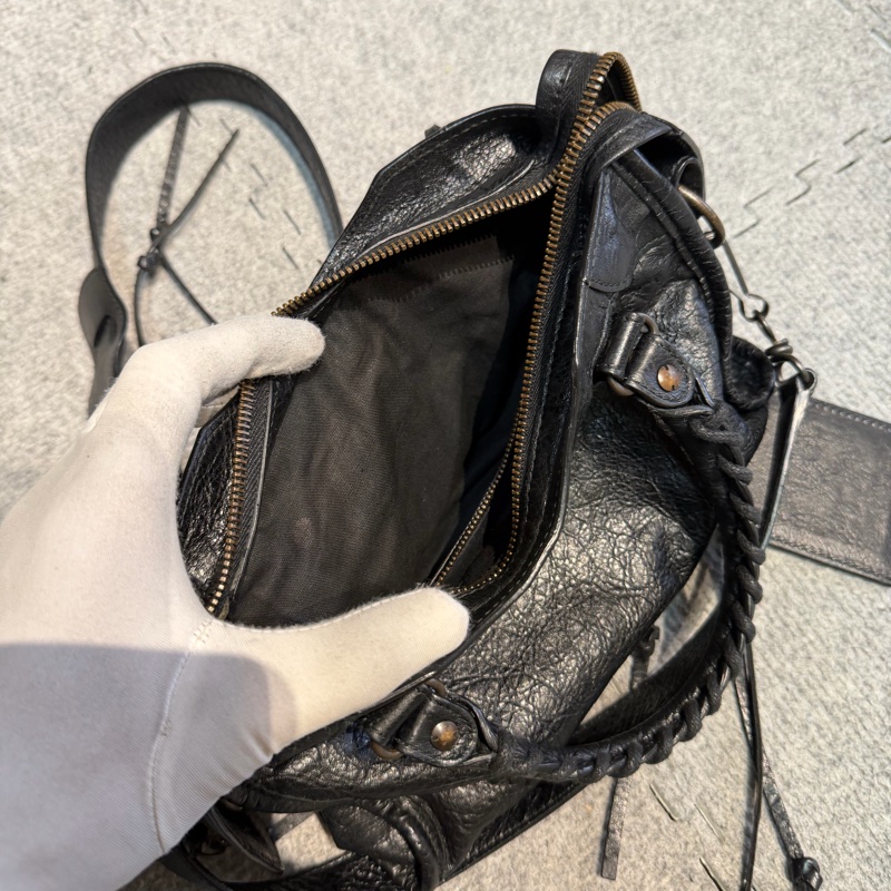 🏷Balenciaga 迷你機車包-22