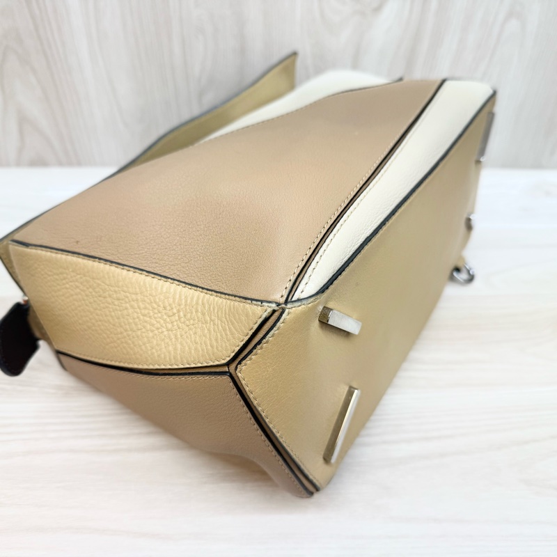 LOEWE卡其拼牛皮PUZZLE中號手提側背包-10