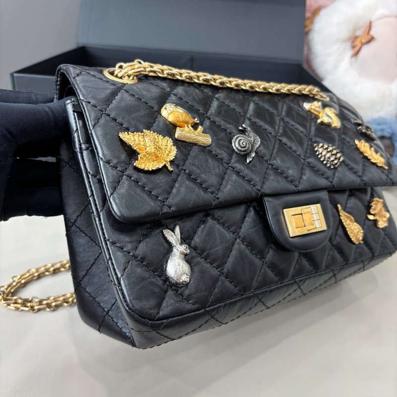 香奈兒/Chanel 限量款徽章2.55黑金小號鏈條包-2