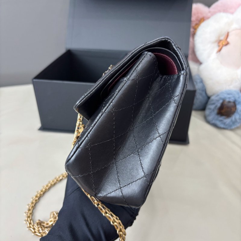 香奈兒/Chanel 限量款徽章2.55黑金小號鏈條包-3