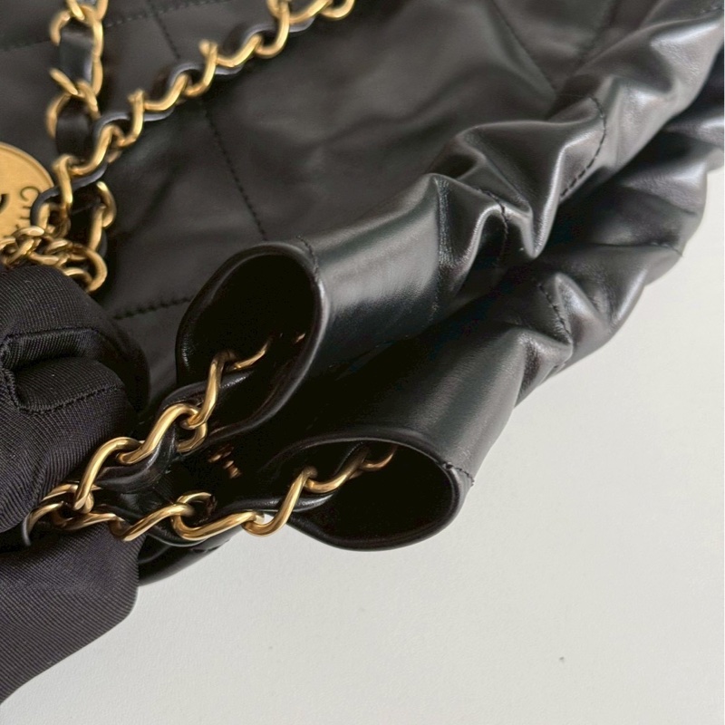 99新🆕 Chanel 香奈兒 22 Bag 小號 黑色金釦 (白字logo)-11