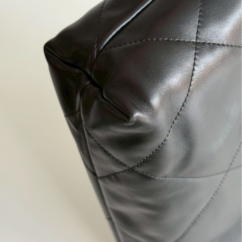 99新🆕 Chanel 香奈兒 22 Bag 小號 黑色金釦 (白字logo)-13