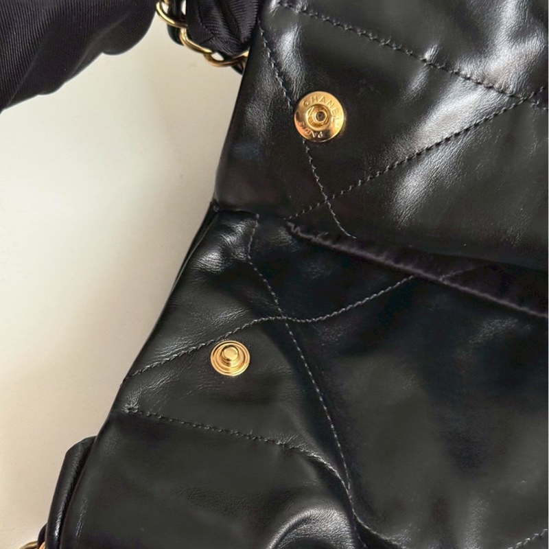 99新🆕 Chanel 香奈兒 22 Bag 小號 黑色金釦 (白字logo)-15