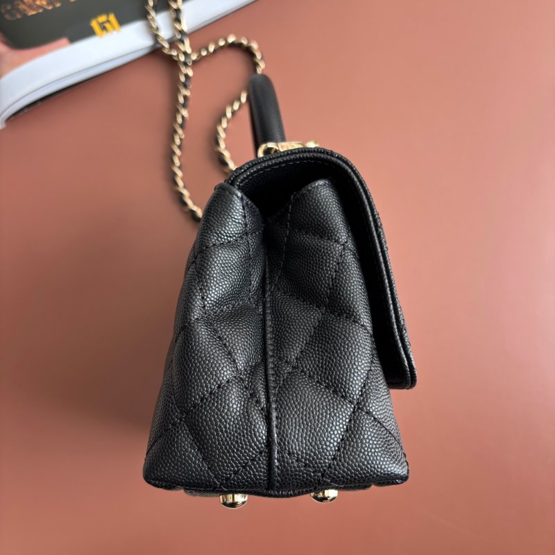 ::CHANEL:: AS2215 Mini Coco Handle 黑色荔枝牛皮金釦迷你手把口蓋包-5