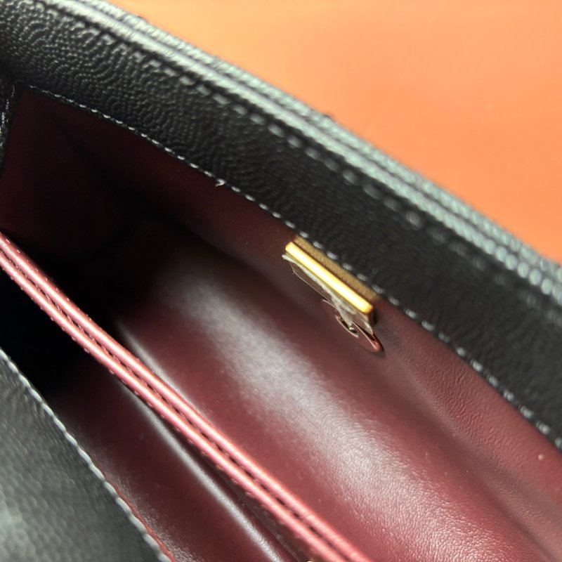 ::CHANEL:: AS2215 Mini Coco Handle 黑色荔枝牛皮金釦迷你手把口蓋包-13