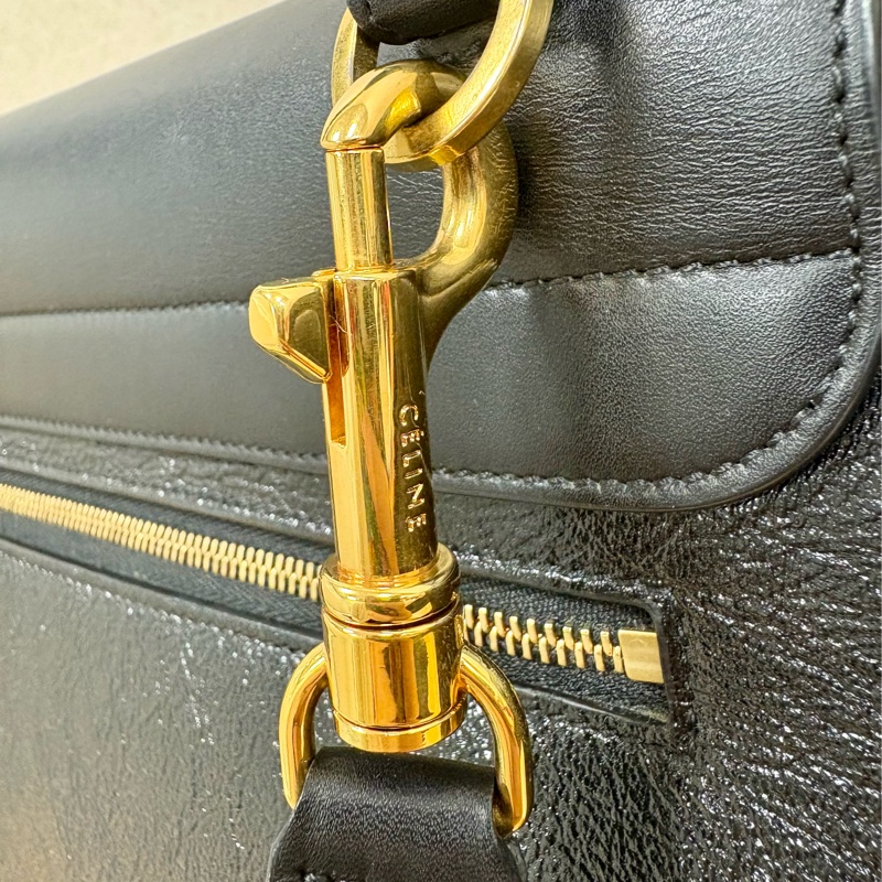 Celine Trapeze 黑色鞦韆包-12