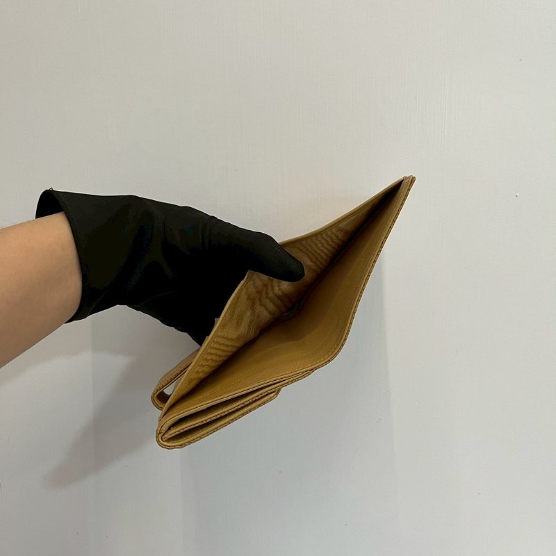 Chanel 荔枝牛短夾-4