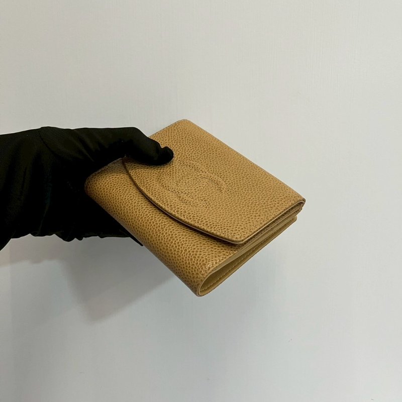 Chanel 荔枝牛短夾-8