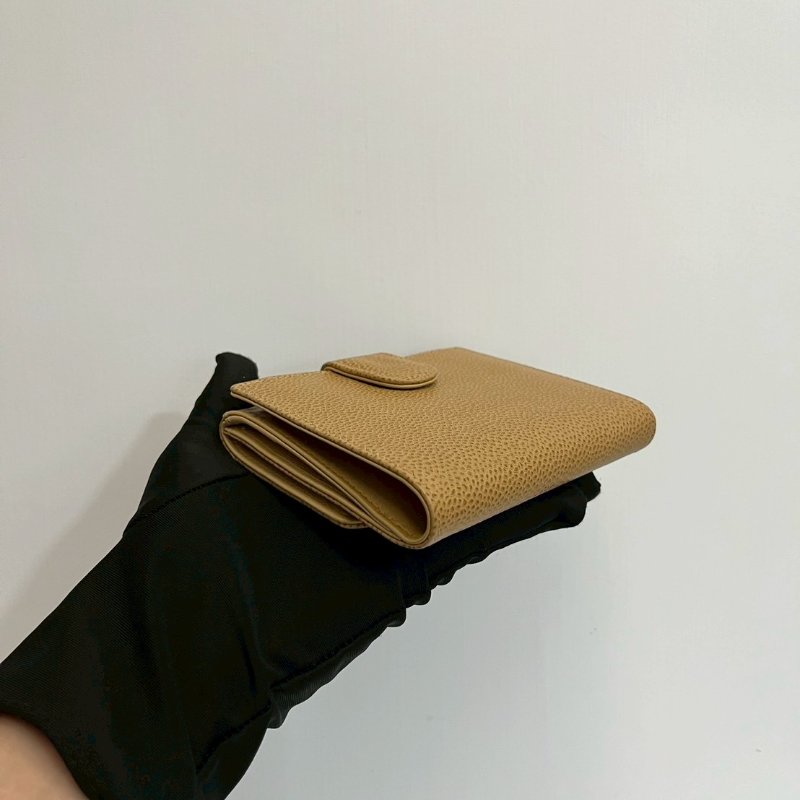 Chanel 荔枝牛短夾-9