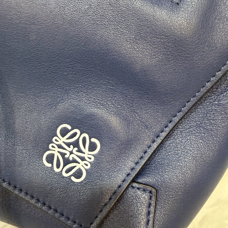 LOEWE ANTON 藍色 銀釦 T型包 斜背包 書包 翻蓋包-9
