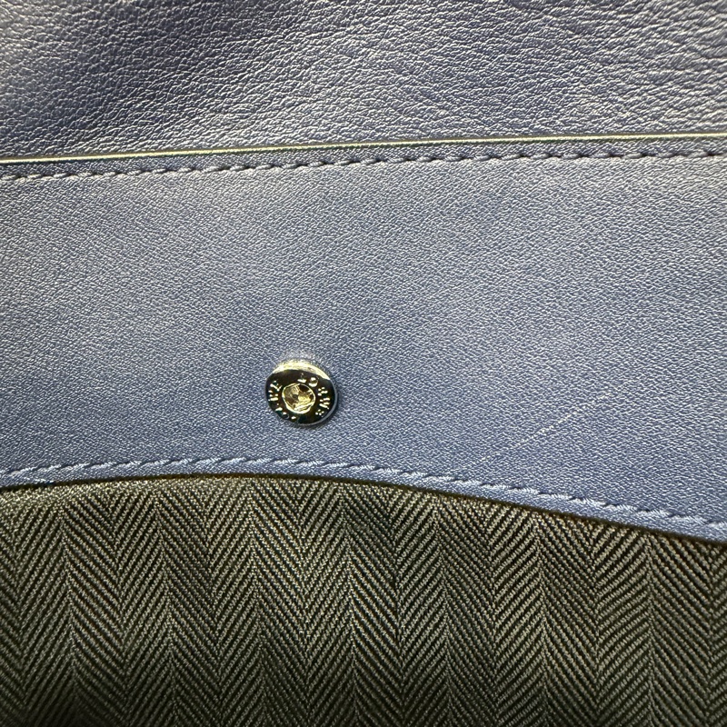 LOEWE ANTON 藍色 銀釦 T型包 斜背包 書包 翻蓋包-29