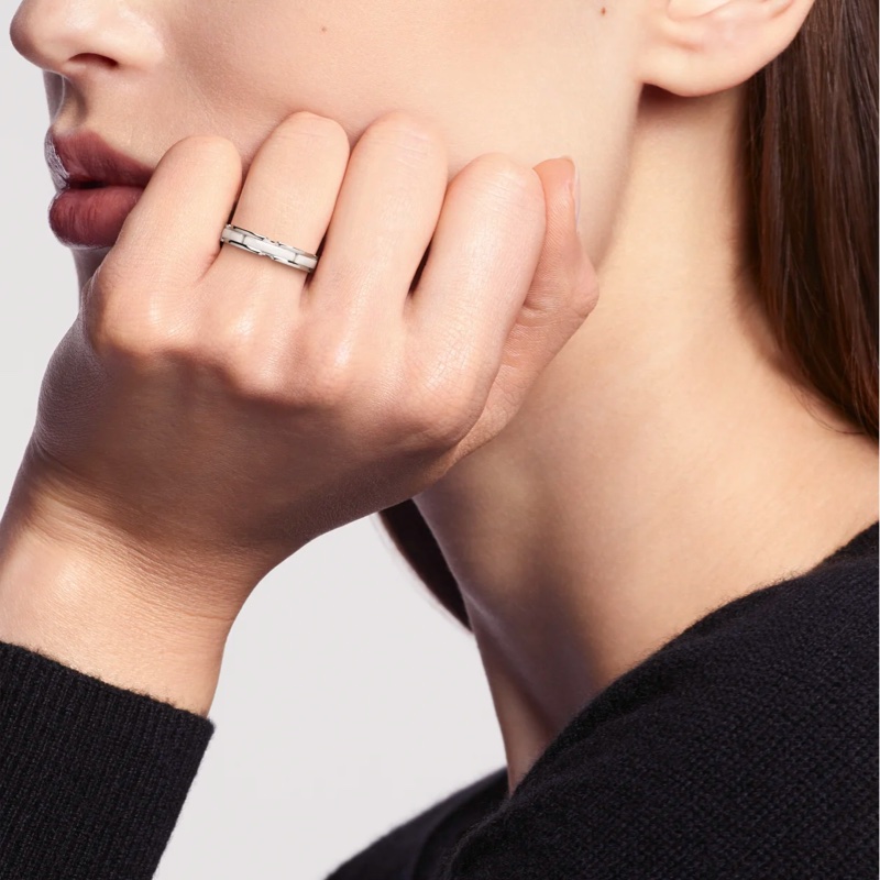 CHANEL白陶瓷拚18K白金ULTRA戒指 J3091-1