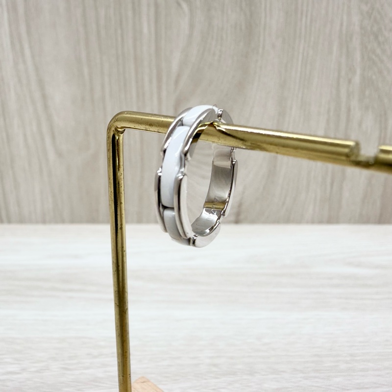 CHANEL白陶瓷拚18K白金ULTRA戒指 J3091-6