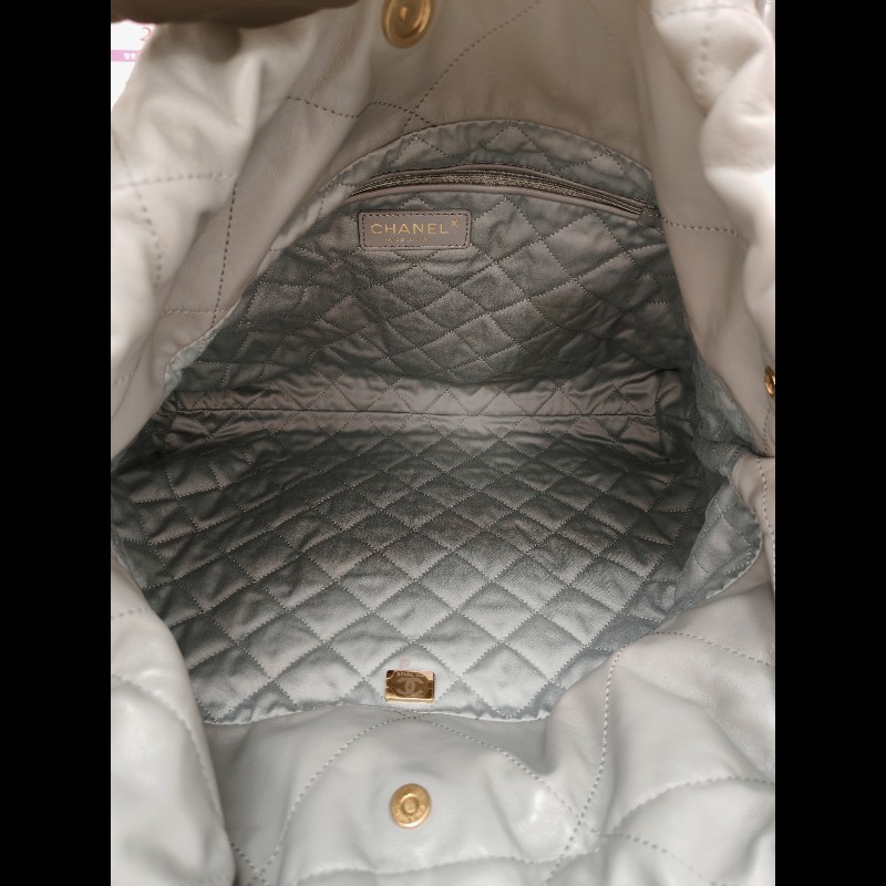 Chanel 22 bag 霧霾藍-11