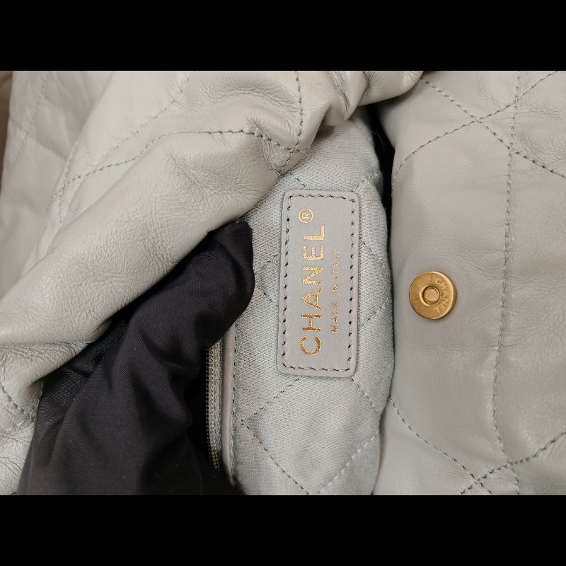 Chanel 22 bag 霧霾藍-12
