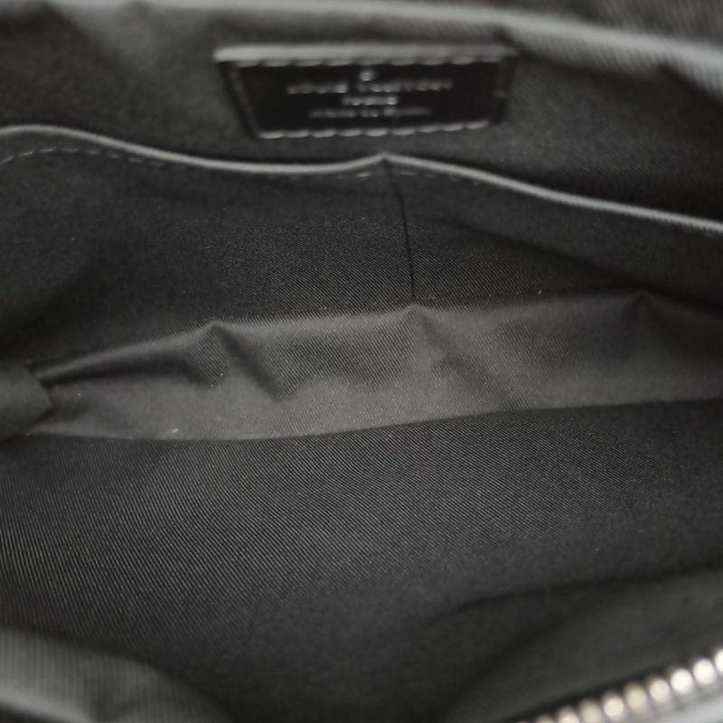 LOUIS VUITTON 黑棋格PVC2020雙層拉鏈郵差包-5