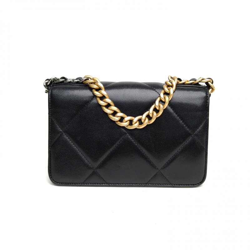 CHANEL 19BAG吸扣WOC19黑色羊皮29開金銀扣肩背包-2