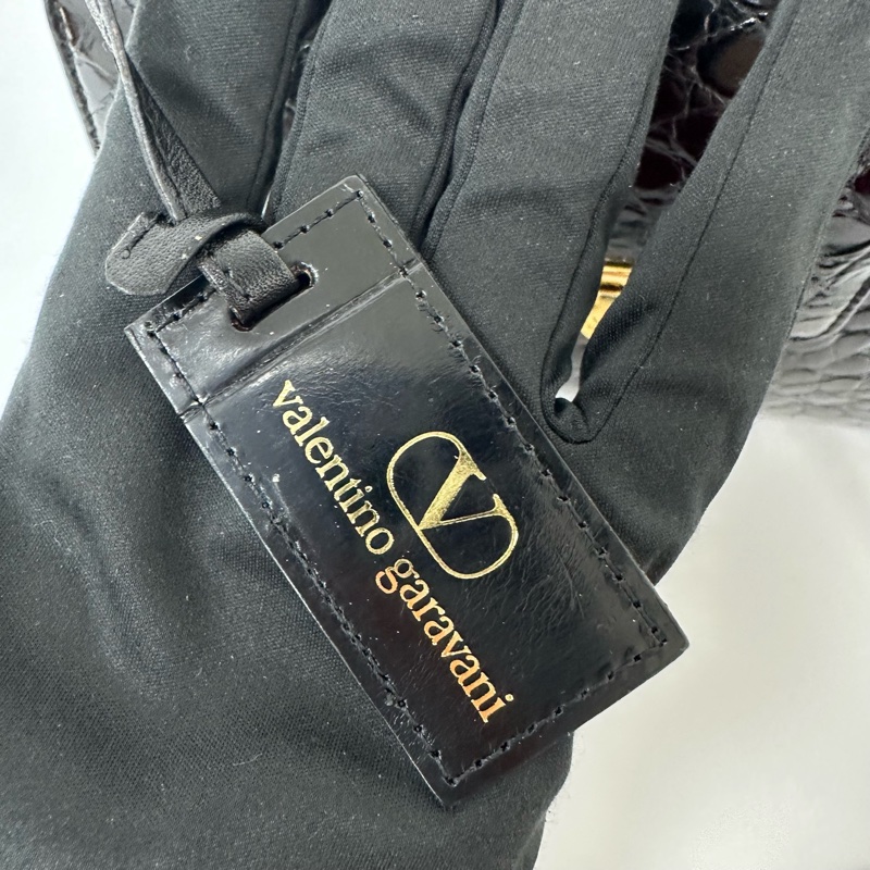 【赫蒂國際精品】Valentino 范倫鐵諾 金色燙印 斜背包 vintage-6