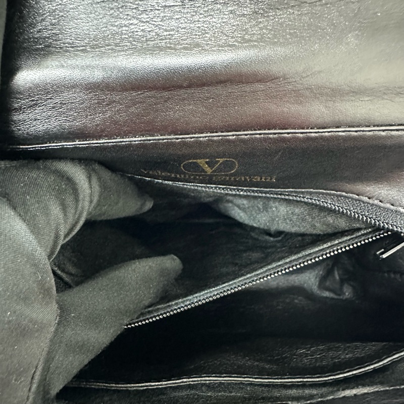 【赫蒂國際精品】Valentino 范倫鐵諾 金色燙印 斜背包 vintage-16