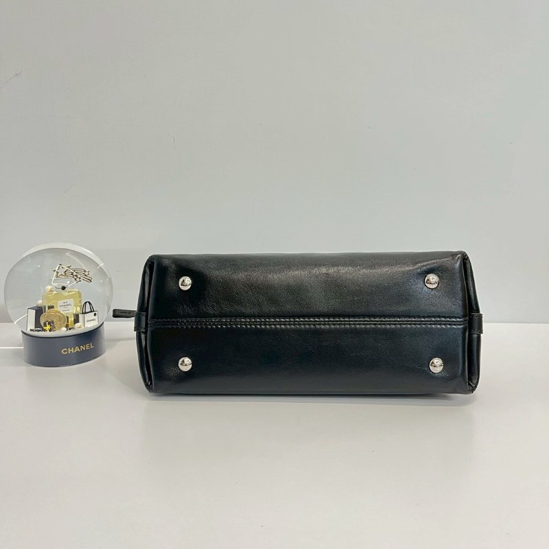 Louis Vuitton LV Carryall BB黑武士-6