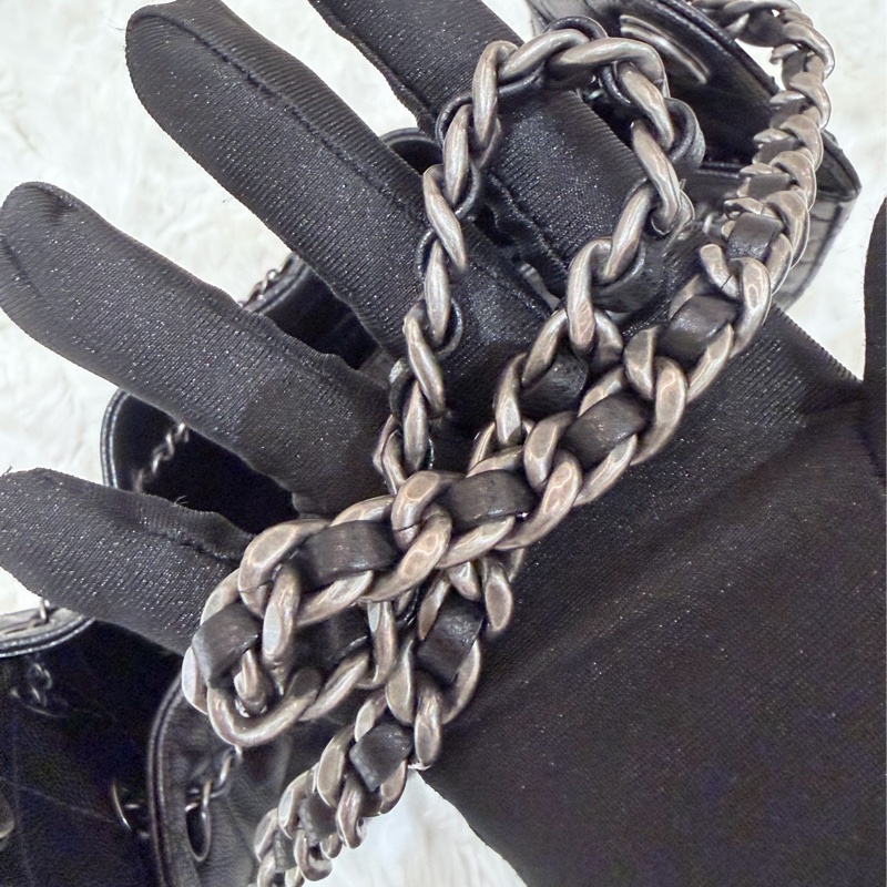 Chanel/ Mini 25 Hobo Bag-18