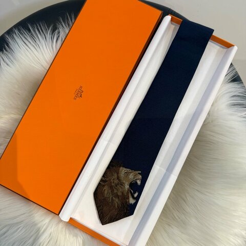 全新 愛馬仕 絕版獅子領帶