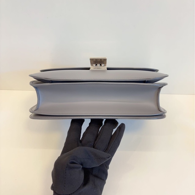 Celine 賽琳 經典Classic Box 霧霾灰銀扣 豆腐包/郵差包 中號-3