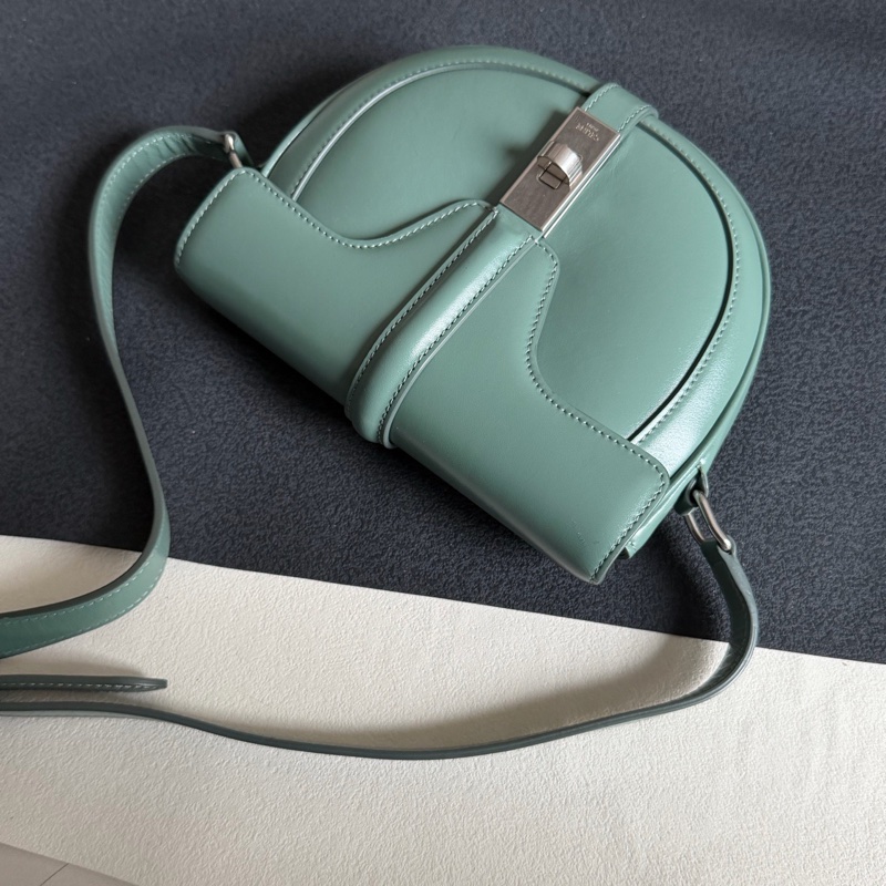 Celine 牛油果綠色牛皮Besace 16馬鞍包半月包-0