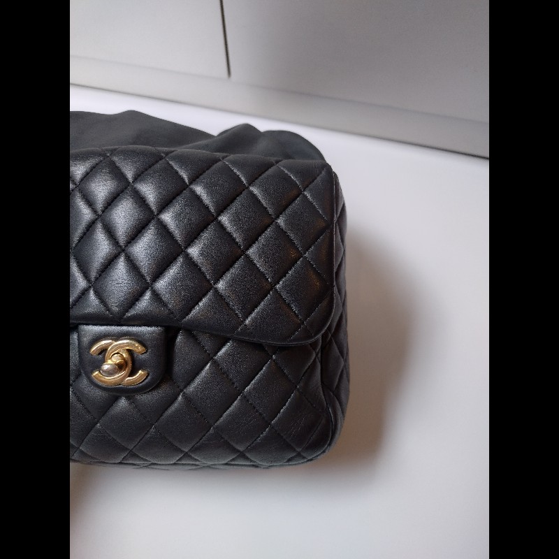 Chanel金鍊雙帶直式黑皮革後背包-7