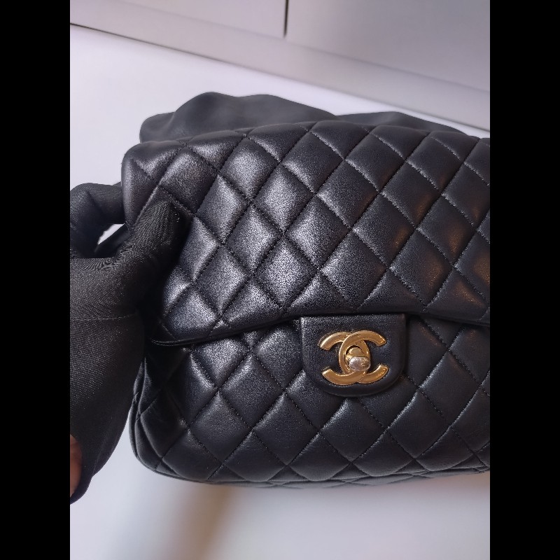 Chanel金鍊雙帶直式黑皮革後背包-8