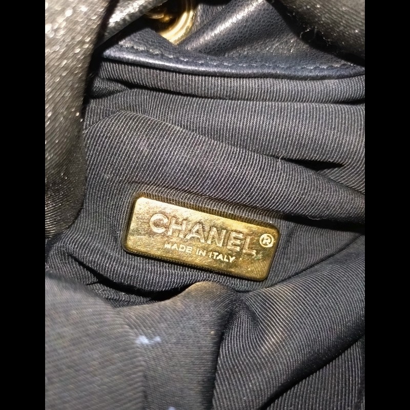 Chanel金鍊雙帶直式黑皮革後背包-17