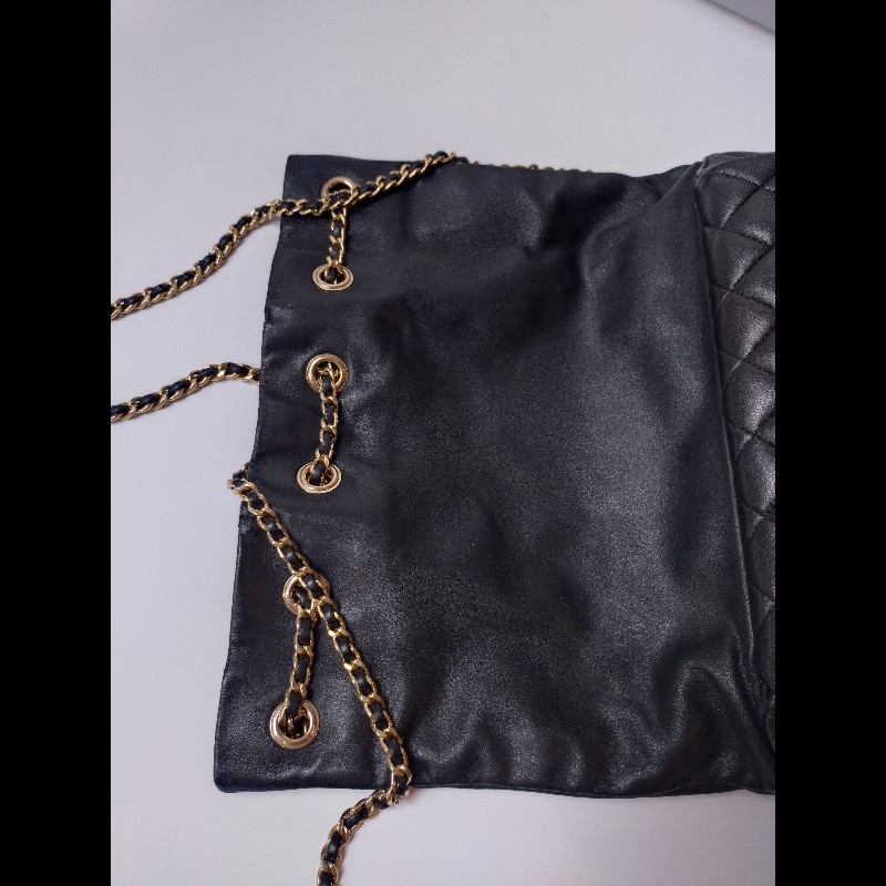 Chanel金鍊雙帶直式黑皮革後背包-27